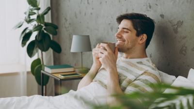 Quatro chás que podem ajudar a melhorar o seu sono, segundo especialista