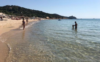 Turistas sÃ£o multados por levarem areia da praia na ItÃ¡lia