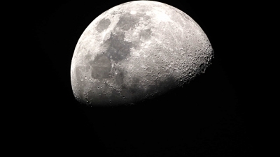 Há mais água na lua do que se pensava